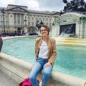 Meet your Posher, Catherine